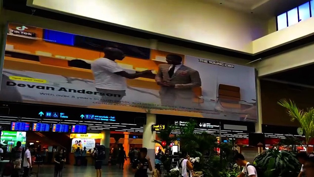 Devan Anderson airport billboard live