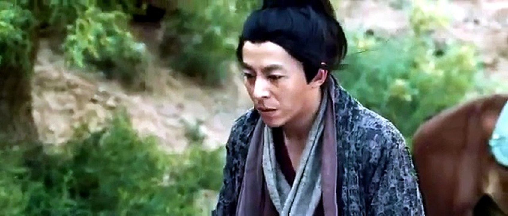 A young man in the desert accidentally obtains a peerless martial arts technique