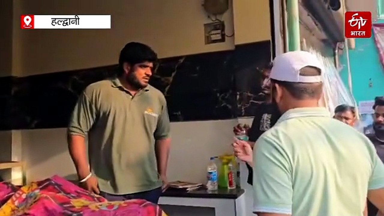 हल्द्वानी में अतिक्रमण पर नगर निगम का बड़ा एक्शन, ठेले-फड़ हटाए, कई लोगों पर की चालानी कार्रवाई