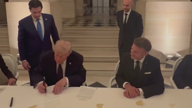Macron Showers Praise on Trump in Versailles After Historic US–Iran Hormuz Deal