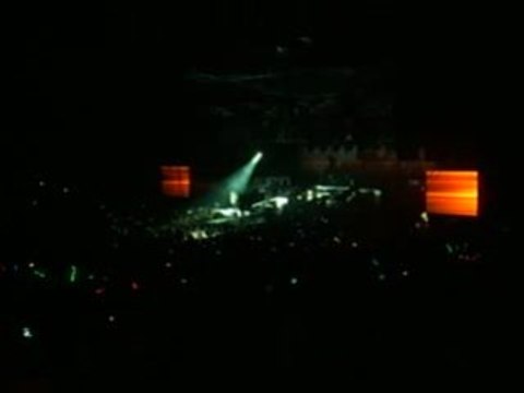 Tokio Hotel _ Intro de Vergessene Kinder (17 avril)