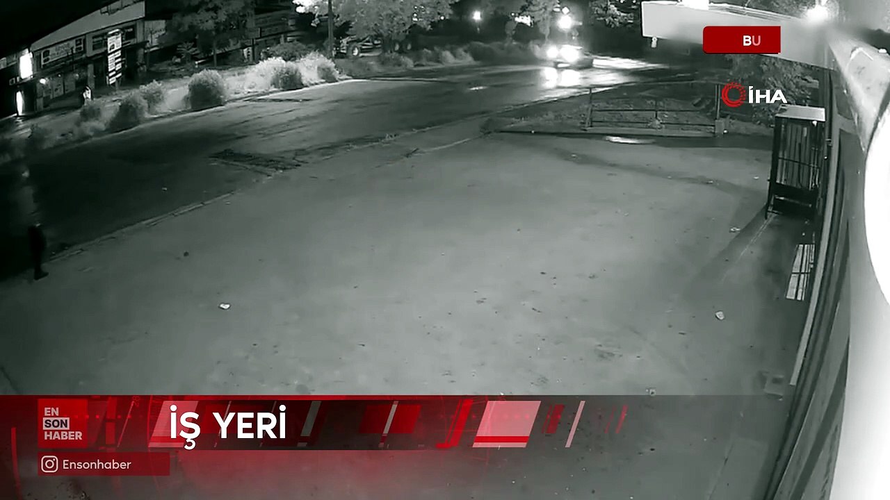 Bursa'da iş yerini ateşe verirken az daha kendileri yanıyordu
