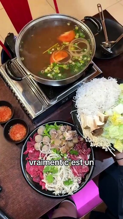 Un hotpot phở ?? 😱🤤