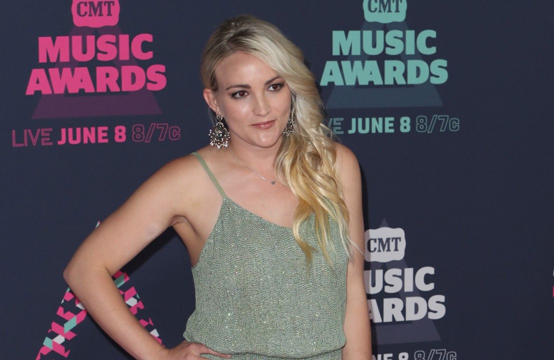 Jamie lynn spears rief nach dem quad-unfall ihrer tochter maddie einen priester