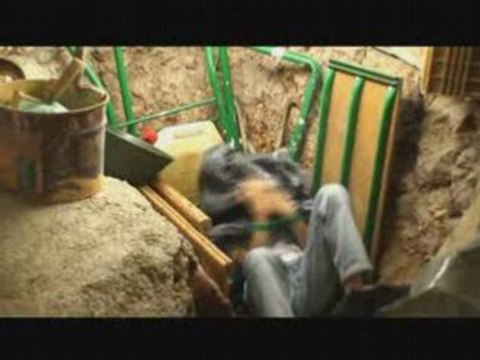 Meurs mais si tu meurs pas je te tuerais avec la cuillere...