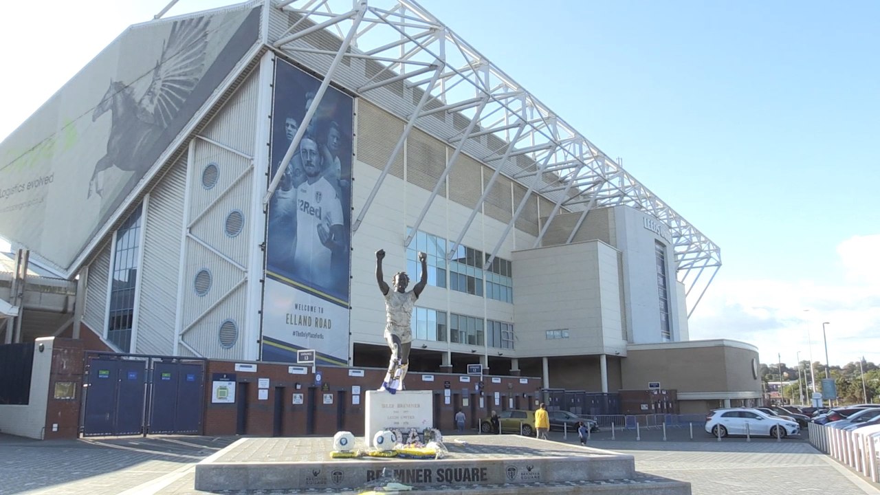 Struijk Eyed by Villa as Leeds Hunt Replacement