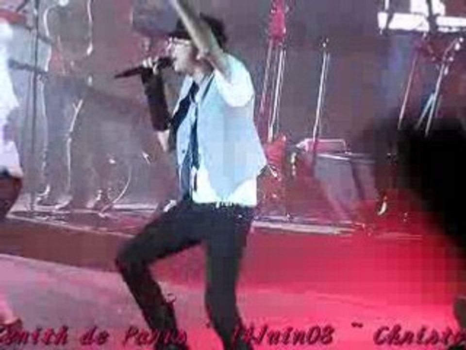 Christophe Willem Bombe anatomique  Zenith de Paris