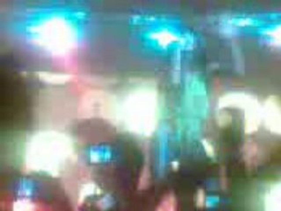 Tourner Ma Page Jenifer Le 26 mars 2008 au zénith de nantes