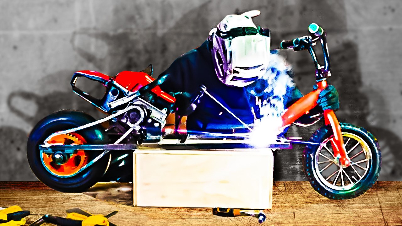 I crafted a bike using a regular chainsaw!