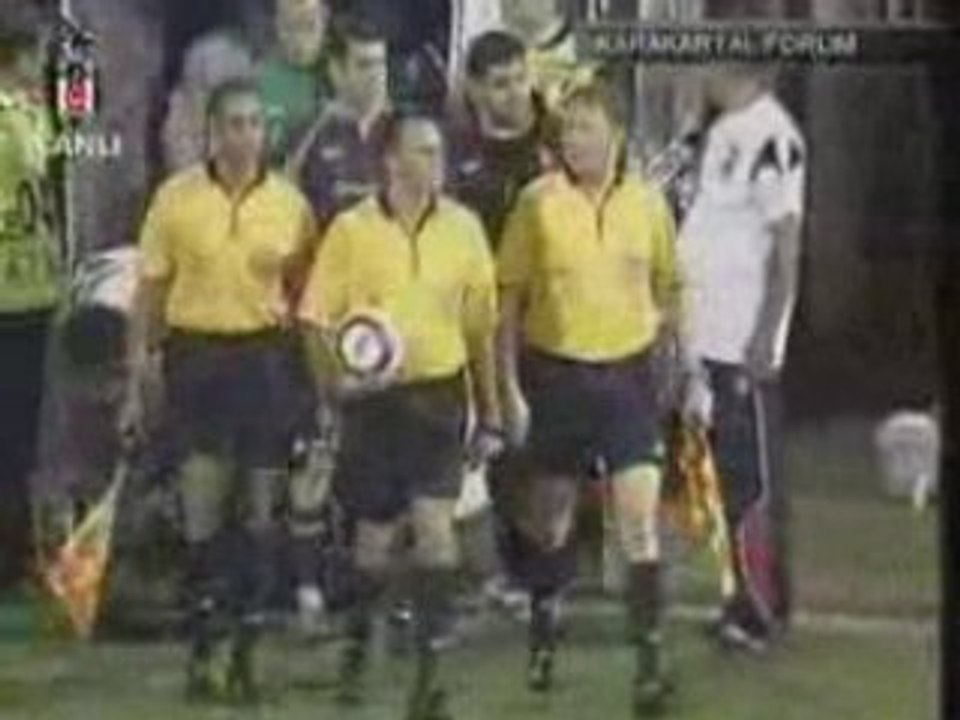 Bjk-çarşı-alen üçlü