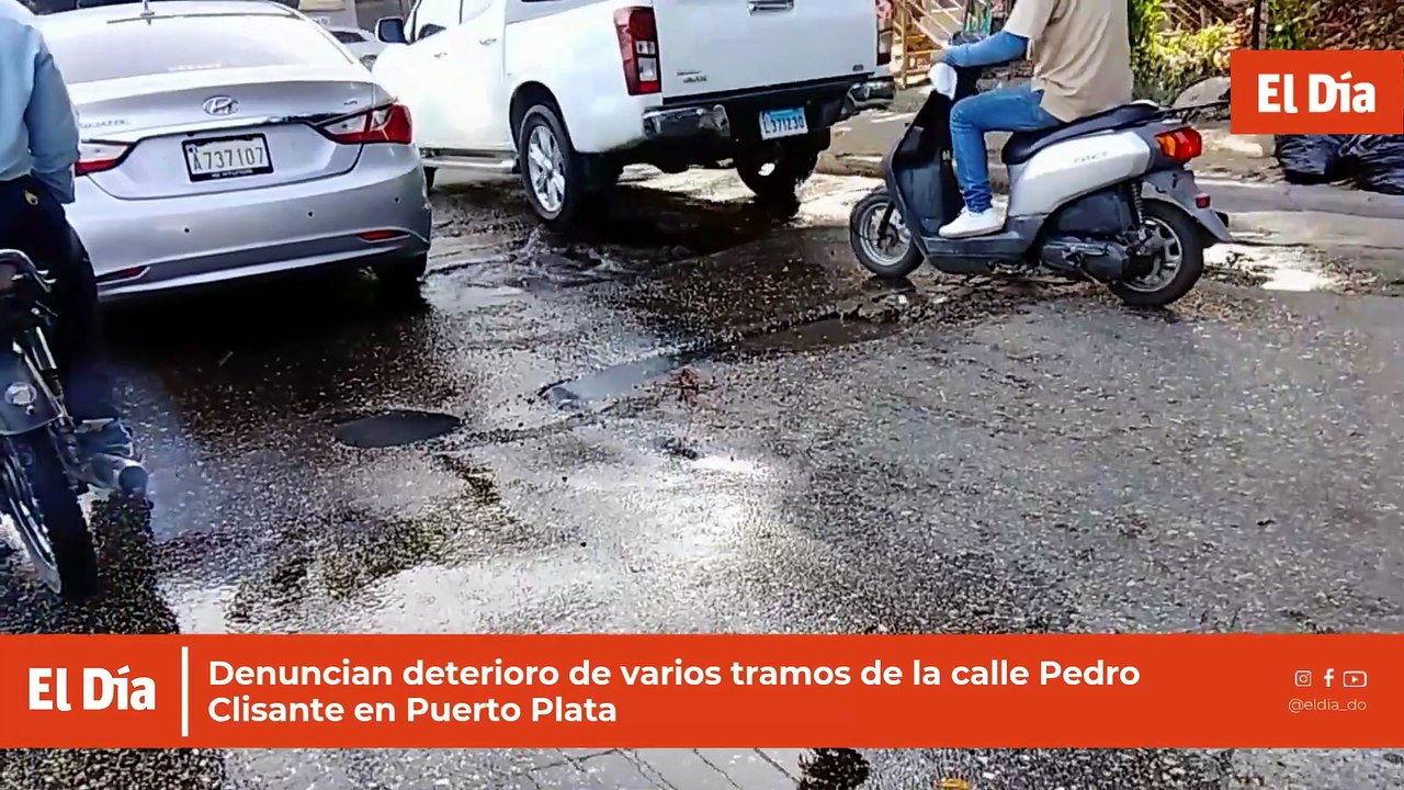 Denuncian deterioro de varios tramos de la calle Pedro Clisante en Puerto Plata