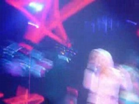 Avril Lavigne Sh8ter Boy Bruxelles 21/06/08