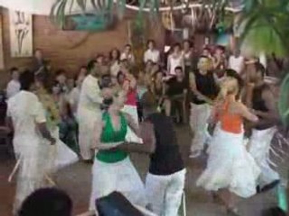Rueda Compagnie Acuerdo Latino
