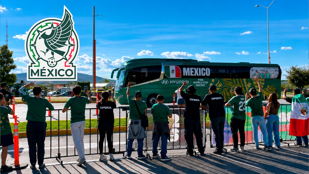 Selección Mexicana llega al antes Estadio Akron para el partido contra Corea