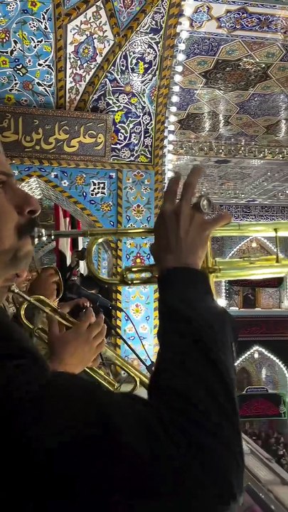 And we finally hear the calls of mourning echo through Karbala. Labbaik Ya Hussain (AS) 🏴