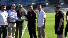 Basın mensuplarından Montella’ya doğum günü sürprizi | Ajansspor | IHA