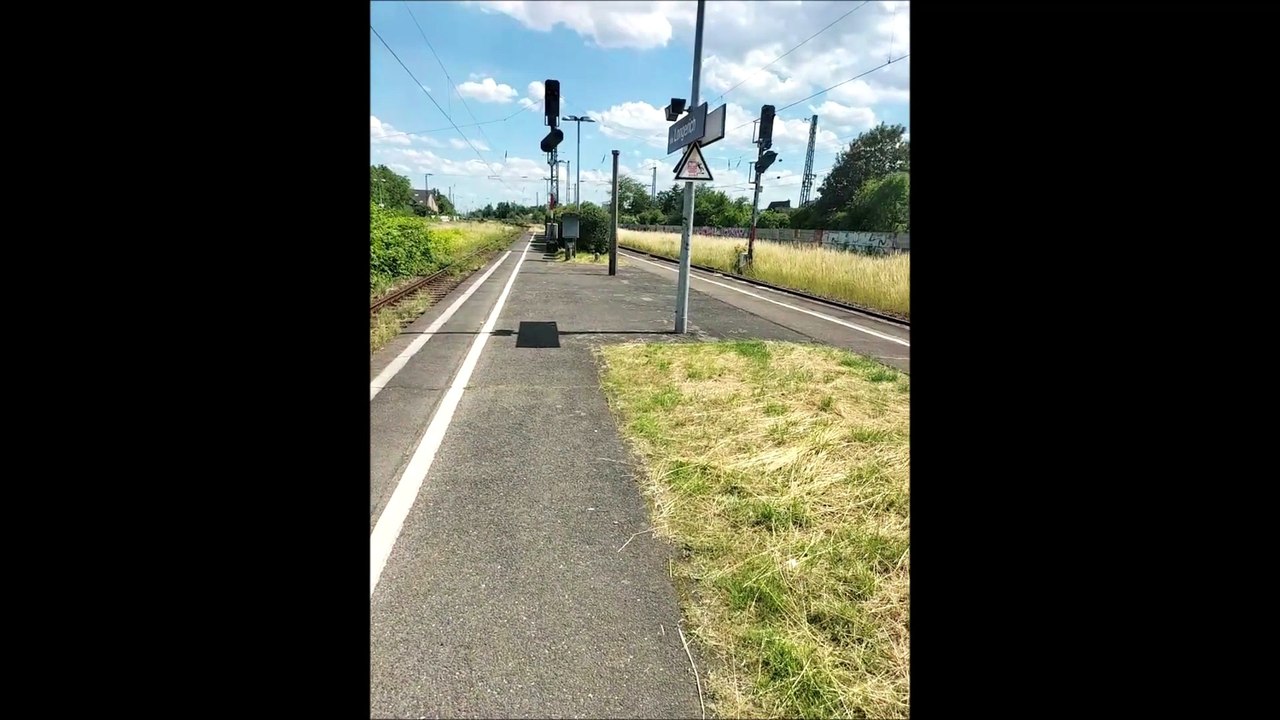 bahnhof-erloeser-zu-spaet-1-minute-9-sekunden-filmlaenge-1-stunde-9-minuten-zu-spaet