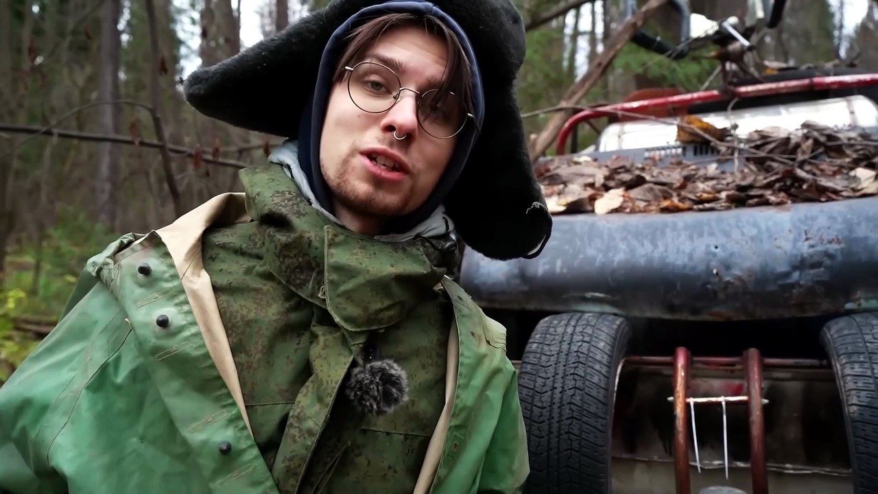 Found an Abandoned Car for the Apocalypse in the forest!