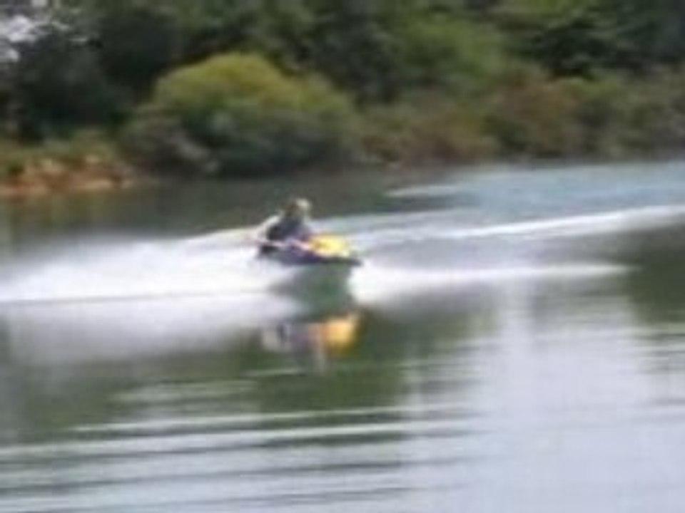 Superjet01.avi