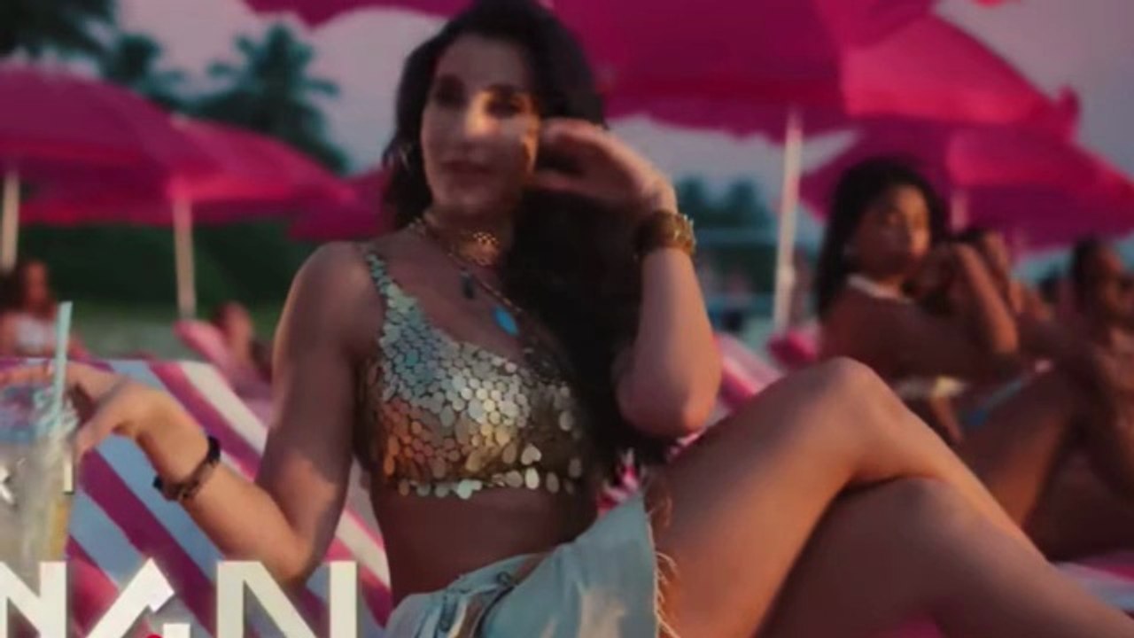 Aaye Haaye  #shortmax #viralbollywoodsong #ForYou #Magic