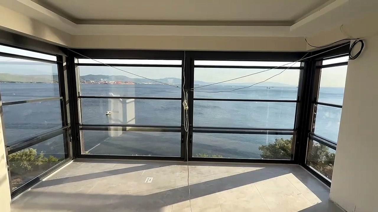 Tepe Cam Balkon Sistemleri . Gemlik