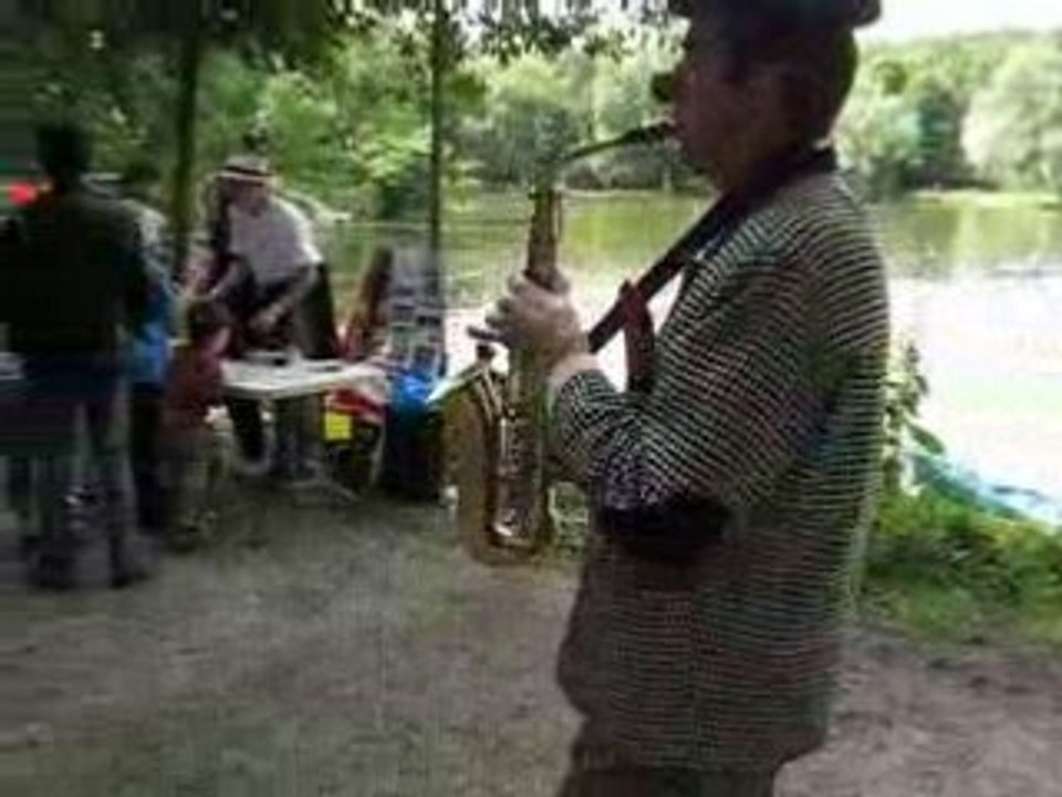 Fête Ville d'Avray Clown Saxo Fête des Etangs 15 juin 2008