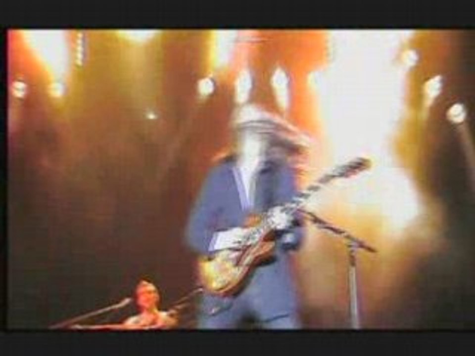 The Sun Live