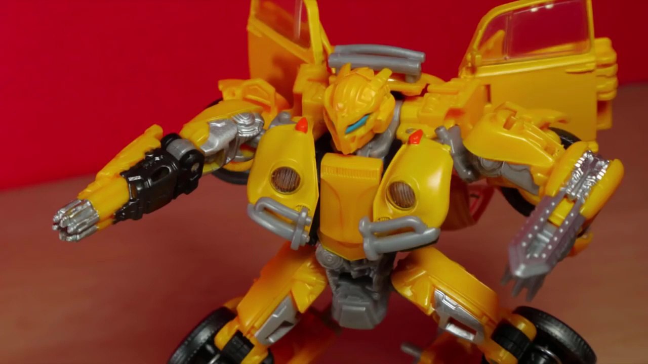 TRANSFORMERS: Studio Series Bumblebee Movie BUMBLEBEE | Canadia' Reviewer #261