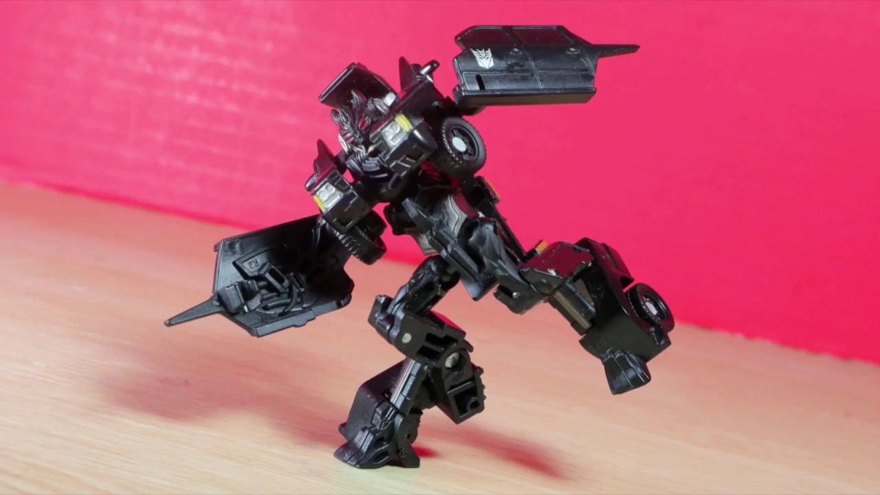 TRANSFORMERS: Dark of the Moon Cyberverse CRANKCASE | Canadia' Reviewer #264
