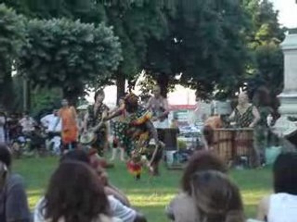Wontanara limoges fete de la music 2008 bouba danse
