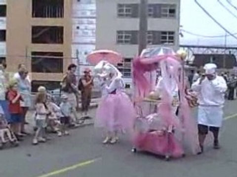 Déguisements de chiens français à la parade