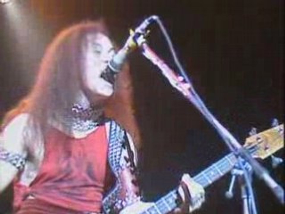 Venom - Countess Bathory (Hell at Hammersmith - Alive in 85)