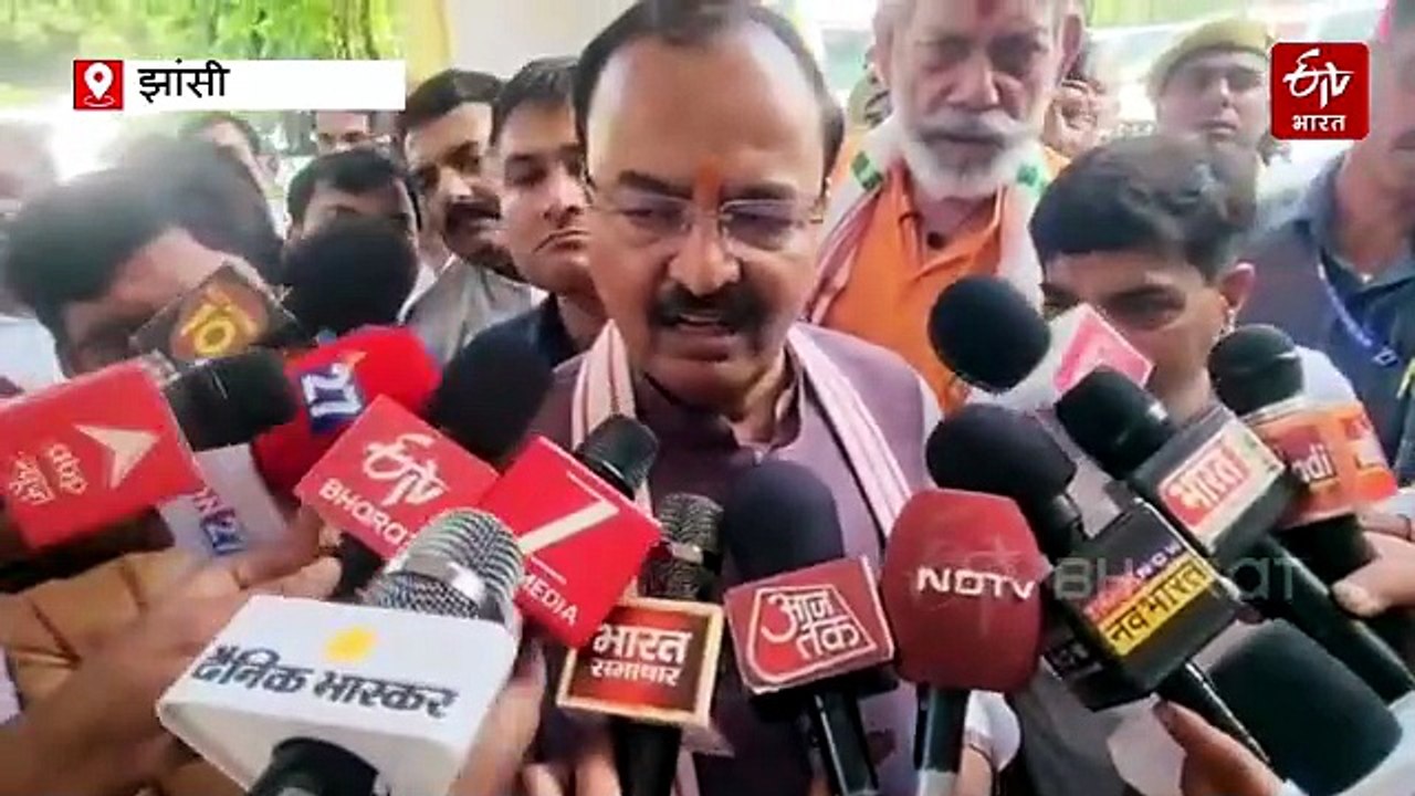 झांसी में बोले डिप्टी सीएम केशव मौर्या- अयोध्या को लेकर बयानबाजी से बाज आएं अखिलेश यादव