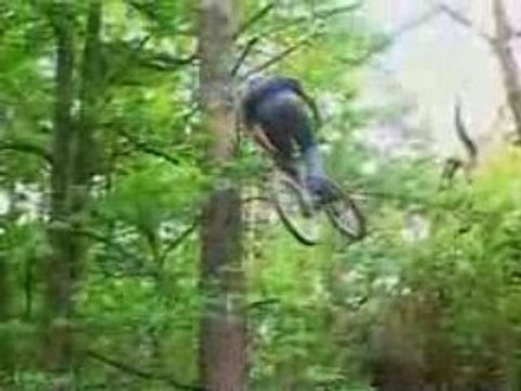 [MTB] King Of Dirt 2008 - Wisley Round [Goodspeed]