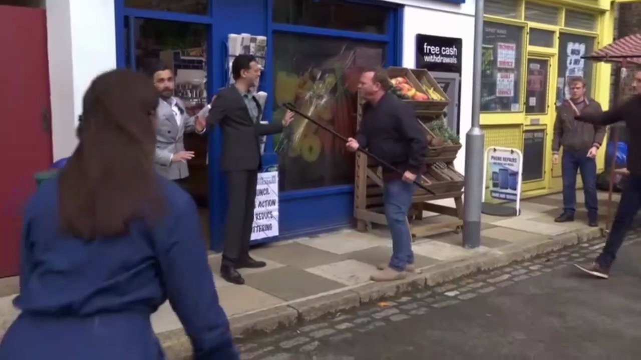 Eastenders Billy Mitchell & Phil vs Nish/Billy...