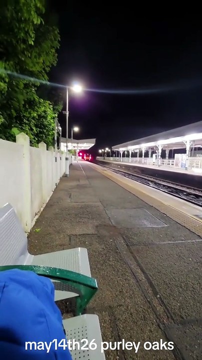 Networkrail tamper, Southern C377 & more through Purley oaks  uk may2026