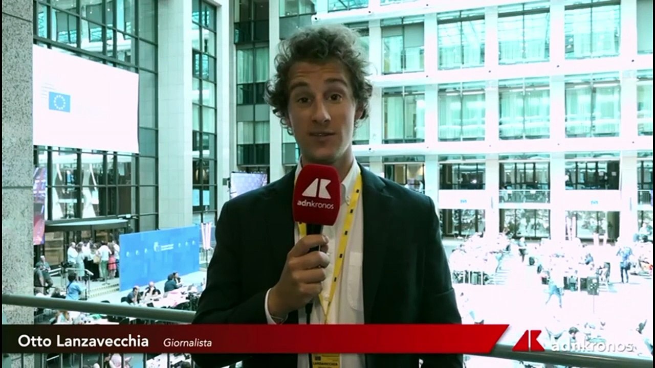 Ue, giorno due del Consiglio europeo: sul tavolo Qfp e migranti - Videonews