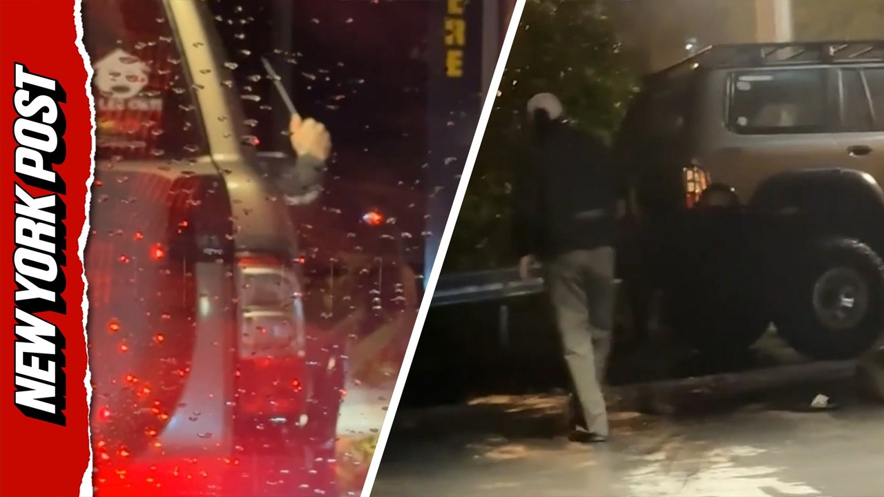 Car used as battering ram in insane road rage incident in drive-thru: 'Get out the car!'