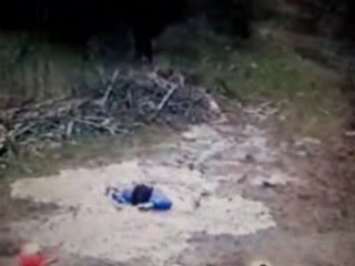 sauté dans les flaques