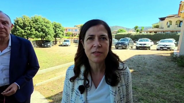 Cala Finanza, la governatrice Alessandra Todde a Porto San Paolo: Il governo non pu? aggirare le nostre regole di tutela