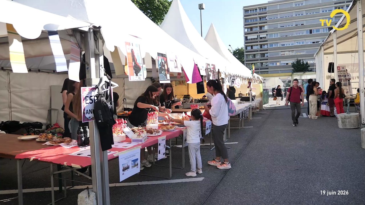 Sans commentaire: Vous (f)êtes Onex