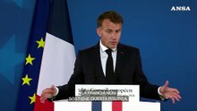 Migranti, Macron: "No agli hub per i rimpatri, non rappresentano la nostra Europa"