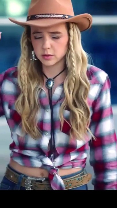 Daisy Tucker and Mr. NYC 🧡🍏 🔥 ENGSUB