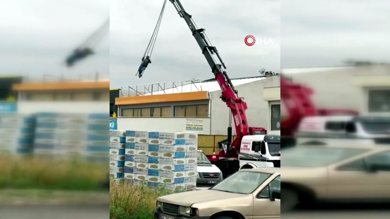 Vinçte salanarak hayatını tehlikeye attı: O anlar kameraya yansıdı