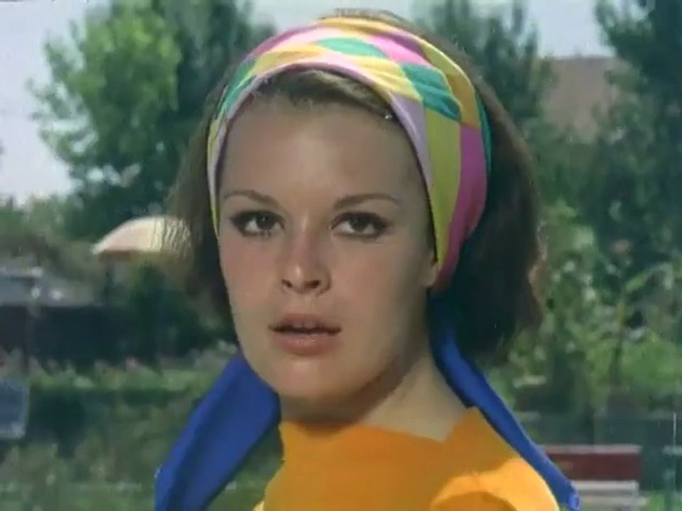 1969 Sen Bir Meleksin HÜLYA KOÇYİĞİT EDİZ HUN Türk Filmi İzle