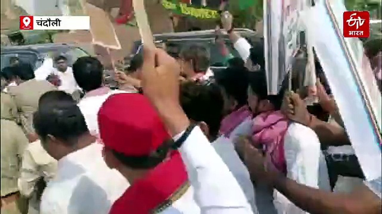 चंदौली में पुलिस टीम पर हमले का आरोप, पूर्व विधायक मनोज सिंह डब्लू सहित 259 सपा कार्यकर्ताओं के खिलाफ FIR दर्ज