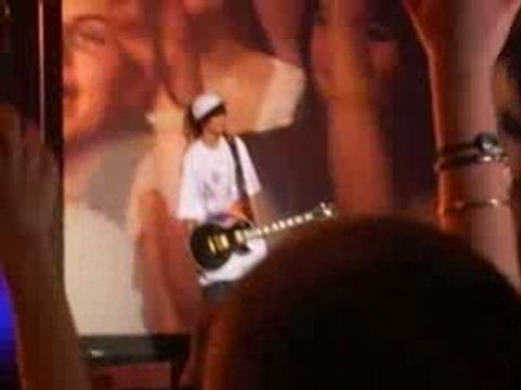 Tokio Hotel _ Ich Bin Nicht Ich (Part.1) (9 Mars)