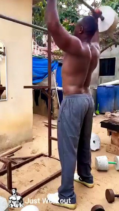 Bomb Blast shoulders homeworkout