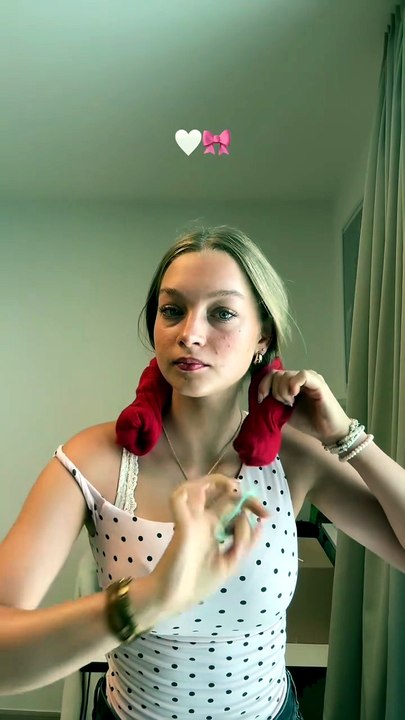 How I style my heatless curls