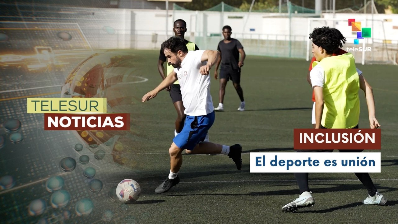 Refugiados de doce países juegan fútbol por la inclusión